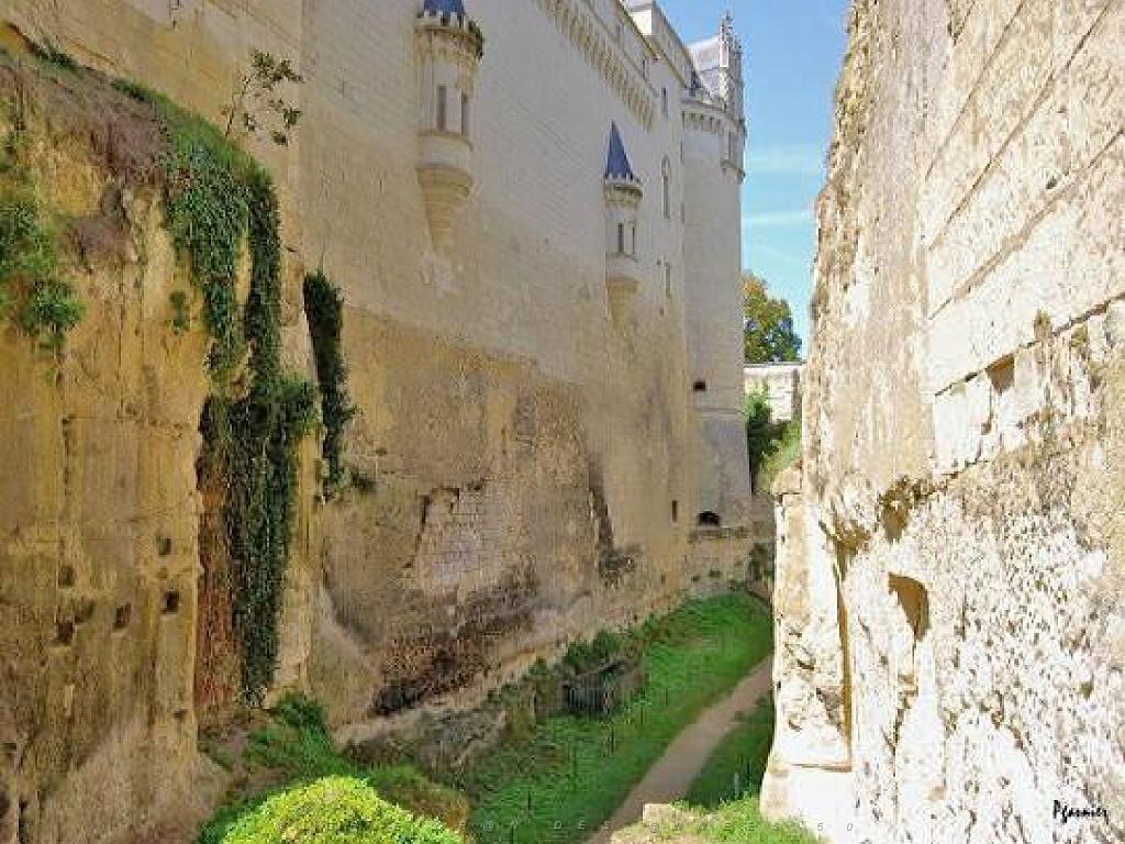 149 Chateau de Breze_000048.jpg